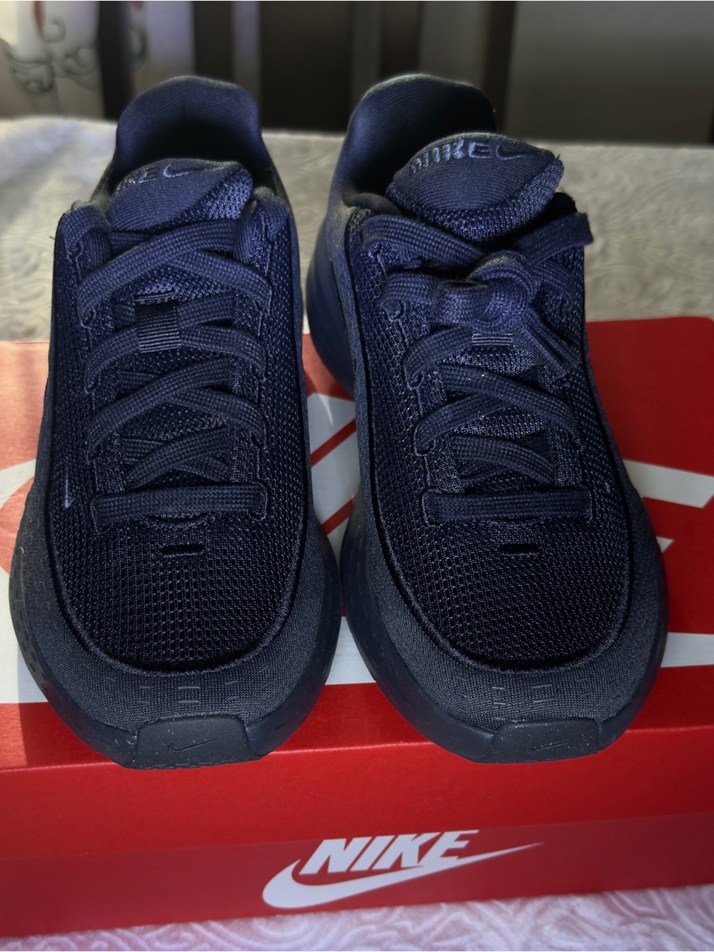 Nike Black Running Sneakers Size 6 Women’s – New in Box - Picture 2 of 6